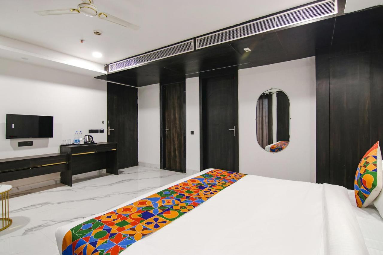 Fabhotel Greysky New Delhi Exterior foto